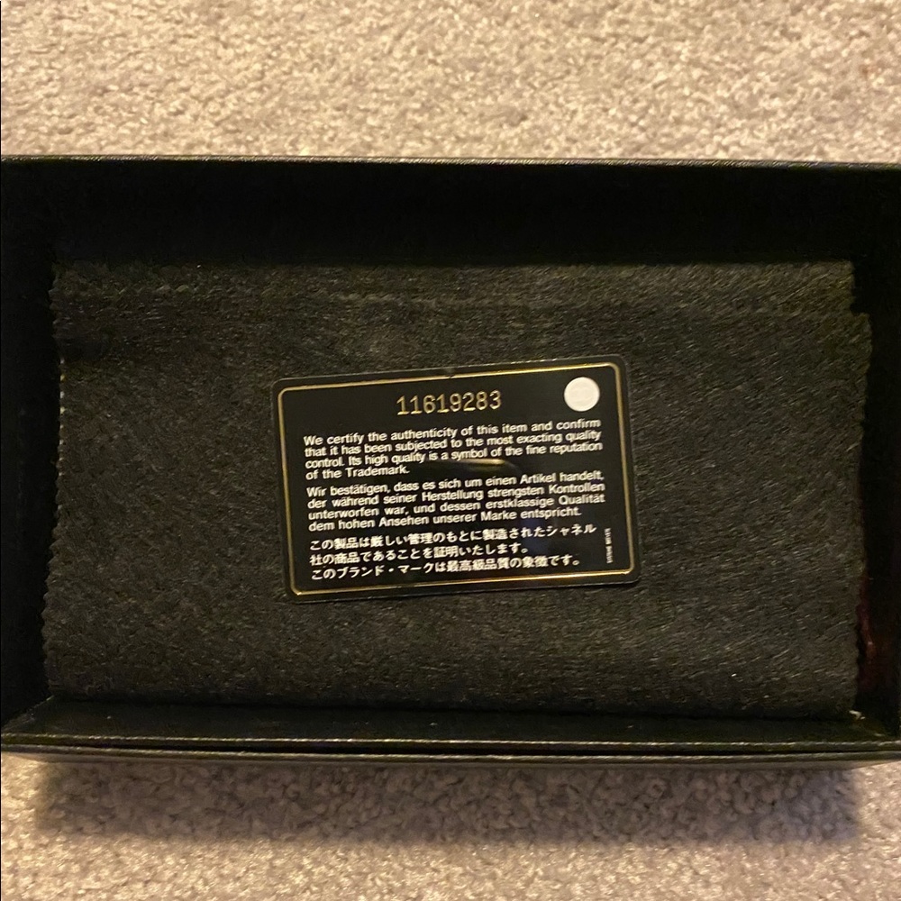 CHANEL Caviar Wallet w/Original Box & Paperwork - Picture 3 of 7